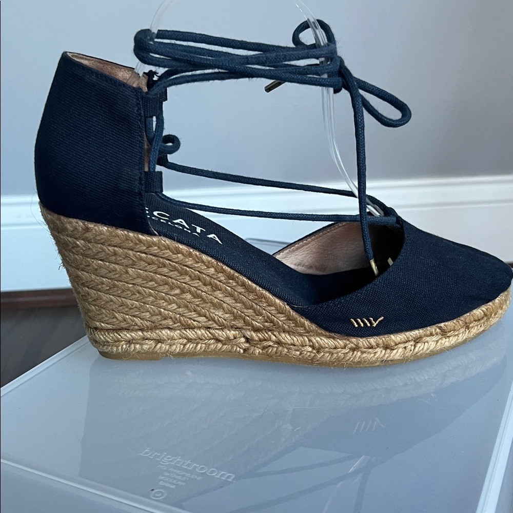 Viscata Barcelona Canvas Espadrilles - Picture 6 of 9